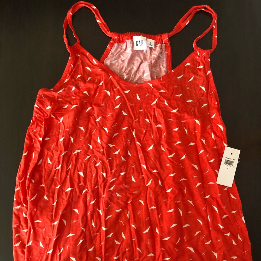 GAP tank top red pattern size s